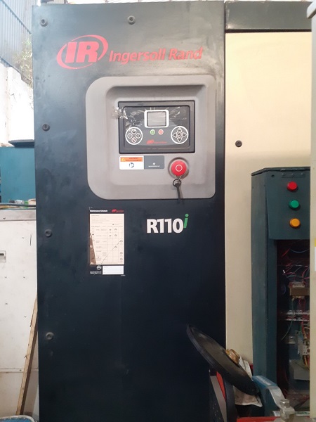 Máy nén khí trục vít Ingersoll Rand R110i cho thuê